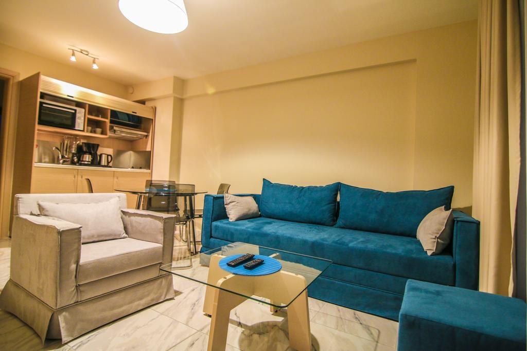 Ofrynio Deluxe Apartments Ofrínion Dış mekan fotoğraf