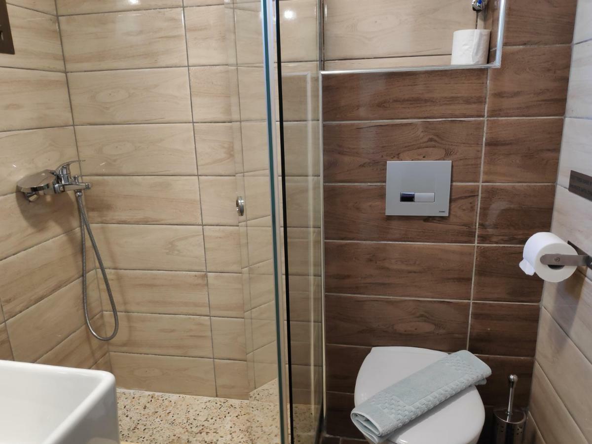 Ofrynio Deluxe Apartments Ofrínion Dış mekan fotoğraf