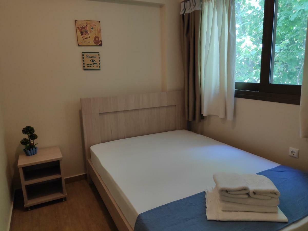 Ofrynio Deluxe Apartments Ofrínion Dış mekan fotoğraf